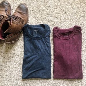 2 men’s short sleeved Buckle t shirts size large